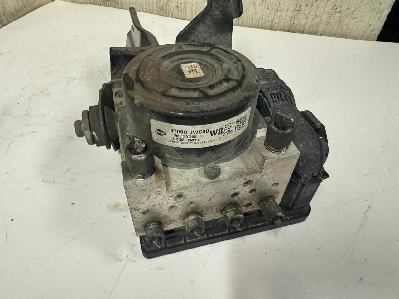 14-19 VERSA ABS Pump Anti Lock Brake Module - 47660 3WC0B