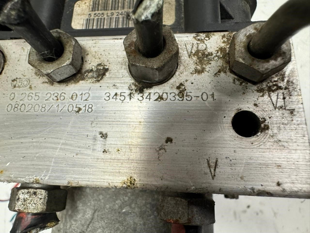 06-10 BMW X3 ABS Pump Anti Lock Brake Module - 3420395