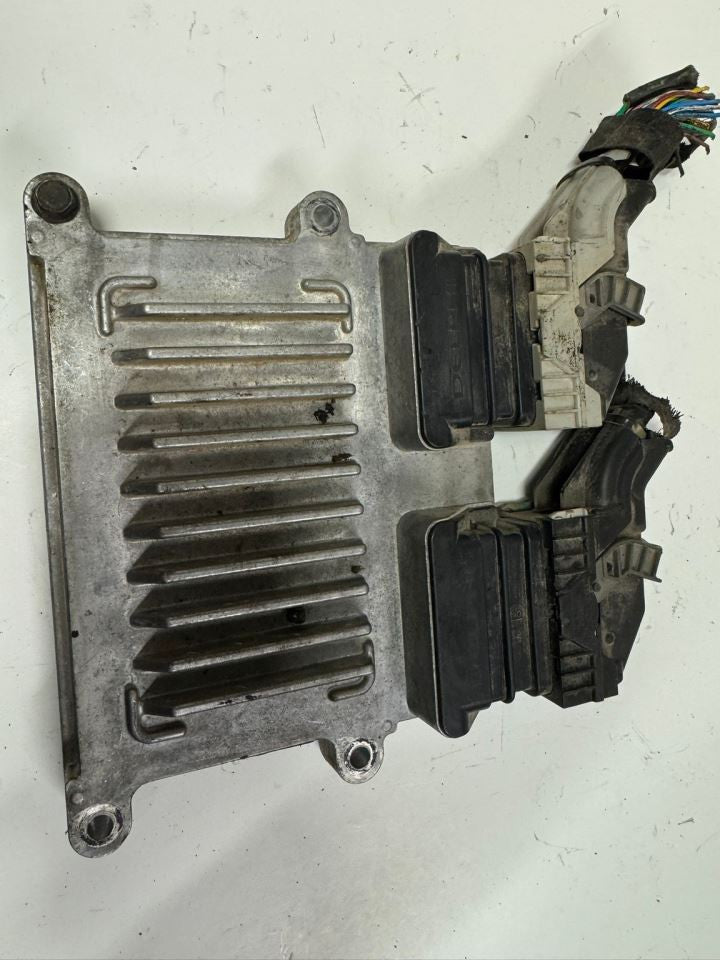 10 SEDONA Engine Control Module Computer ECU ECM PCM - 39110-3C450